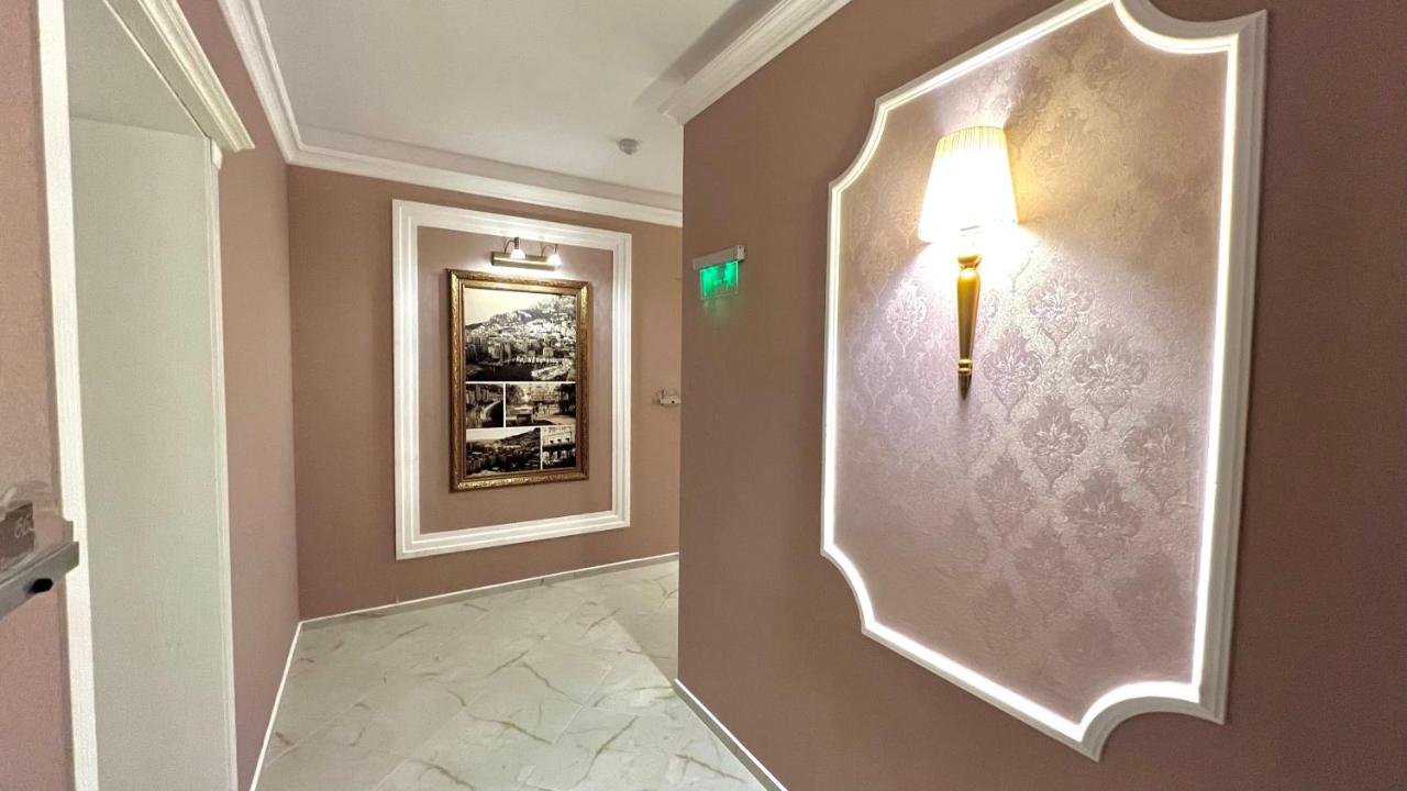 Bratanov Harmony Monte Carlo - B&B