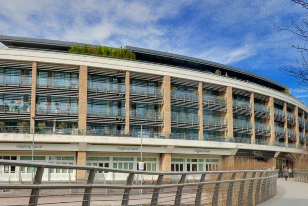 Bond Street Luxury Apartment Central Chelmsford - B&B