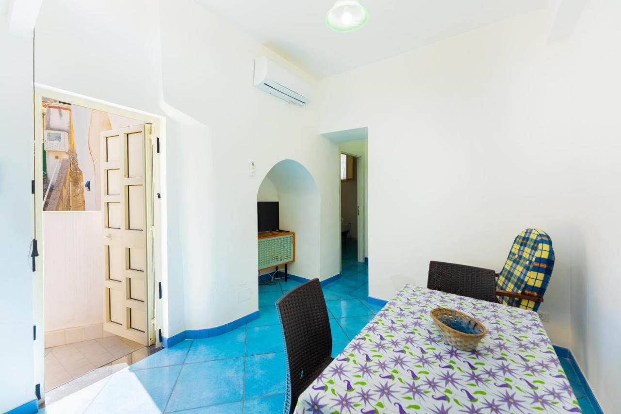 B&B Procida - Casa Mena - Gioia Apartments - Bed and Breakfast Procida