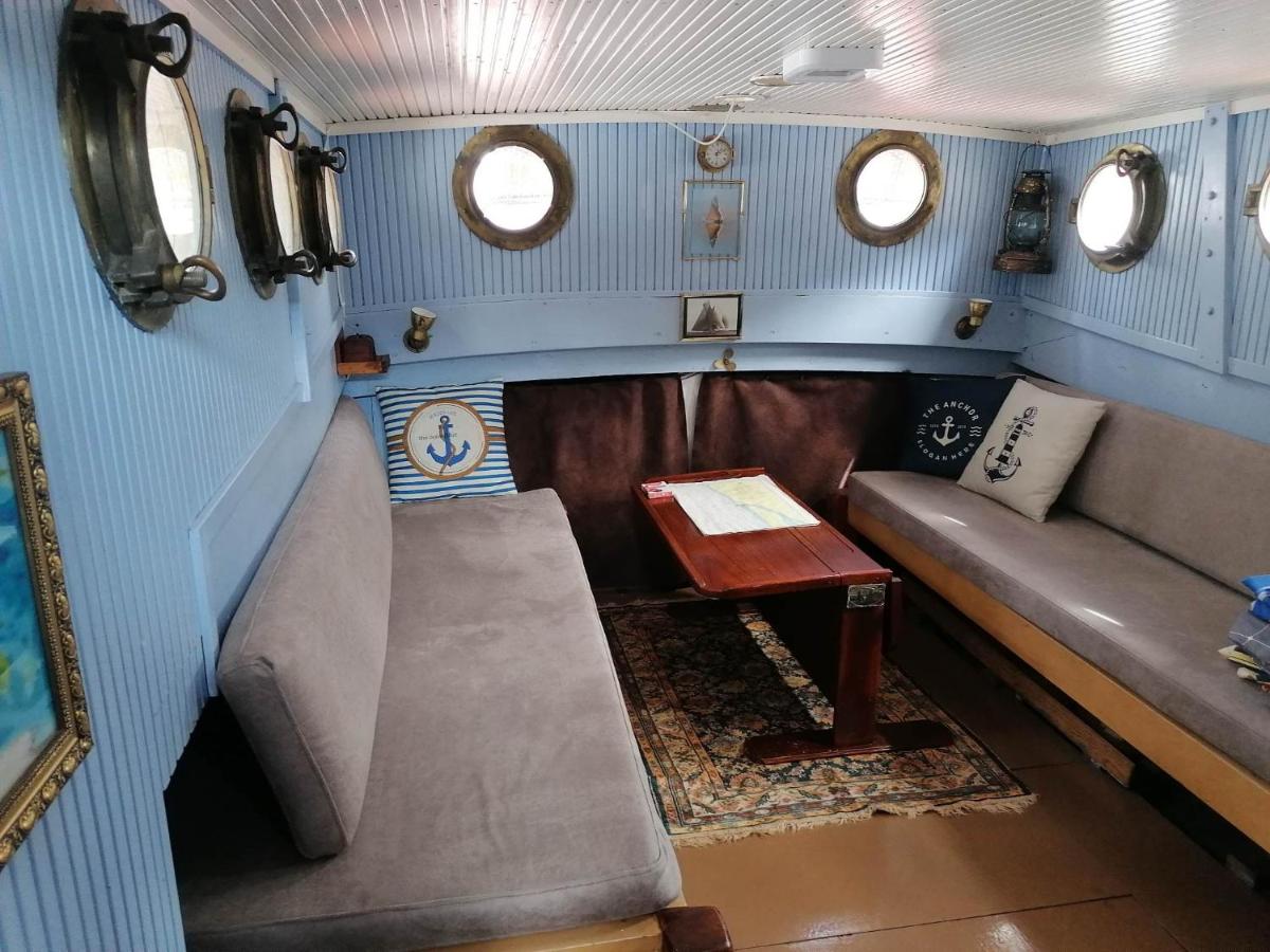 Historical boat Tu vėjo paklausk - B&B
