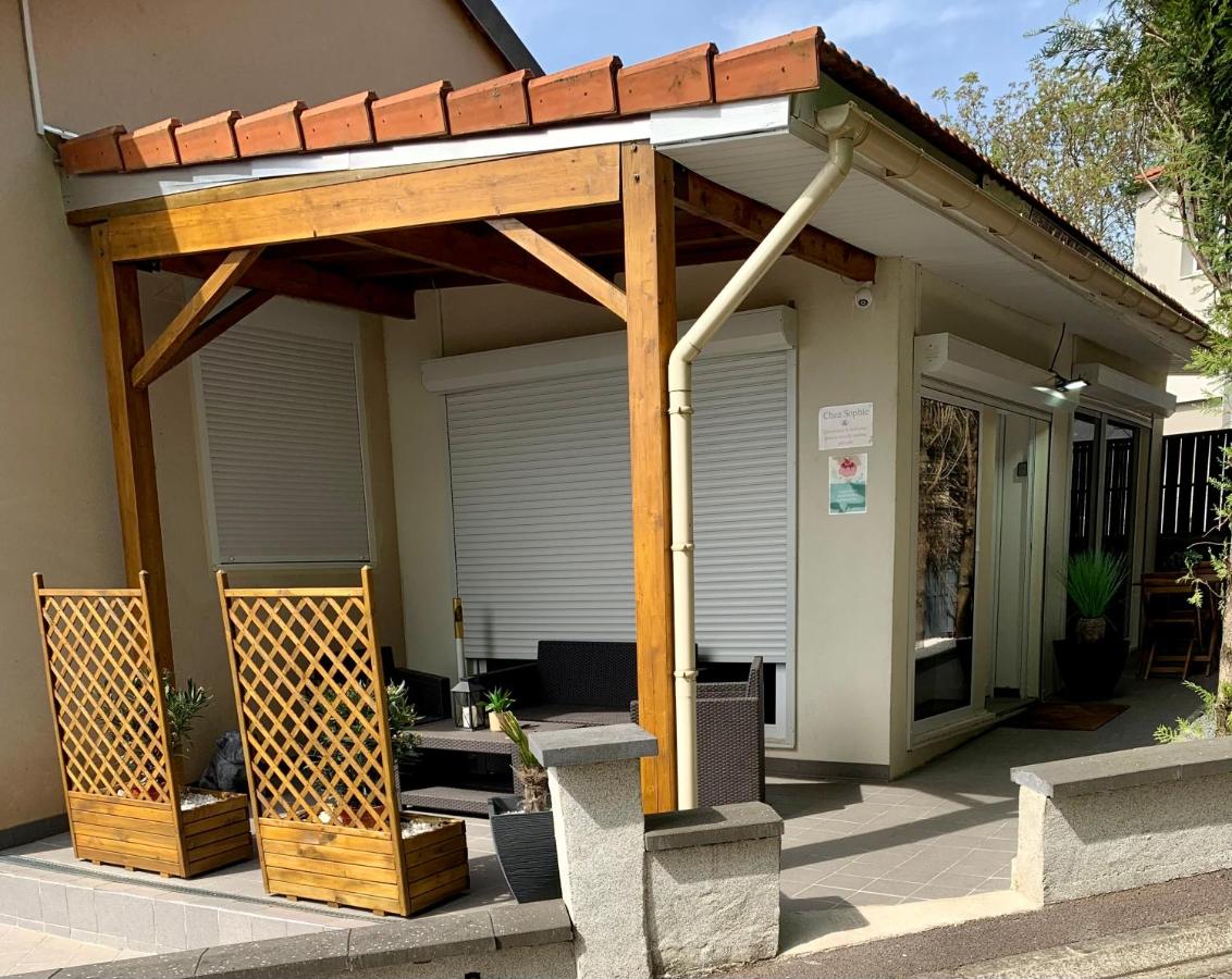 Chez SOPHIE, logement avec jacuzzi et salle cinéma - B&B Altviller