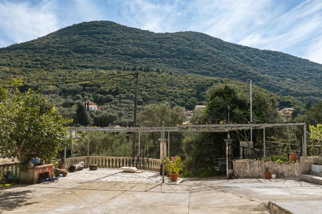 Eloise Apartments - Chambres d’hôtes Ágios Matthaíos