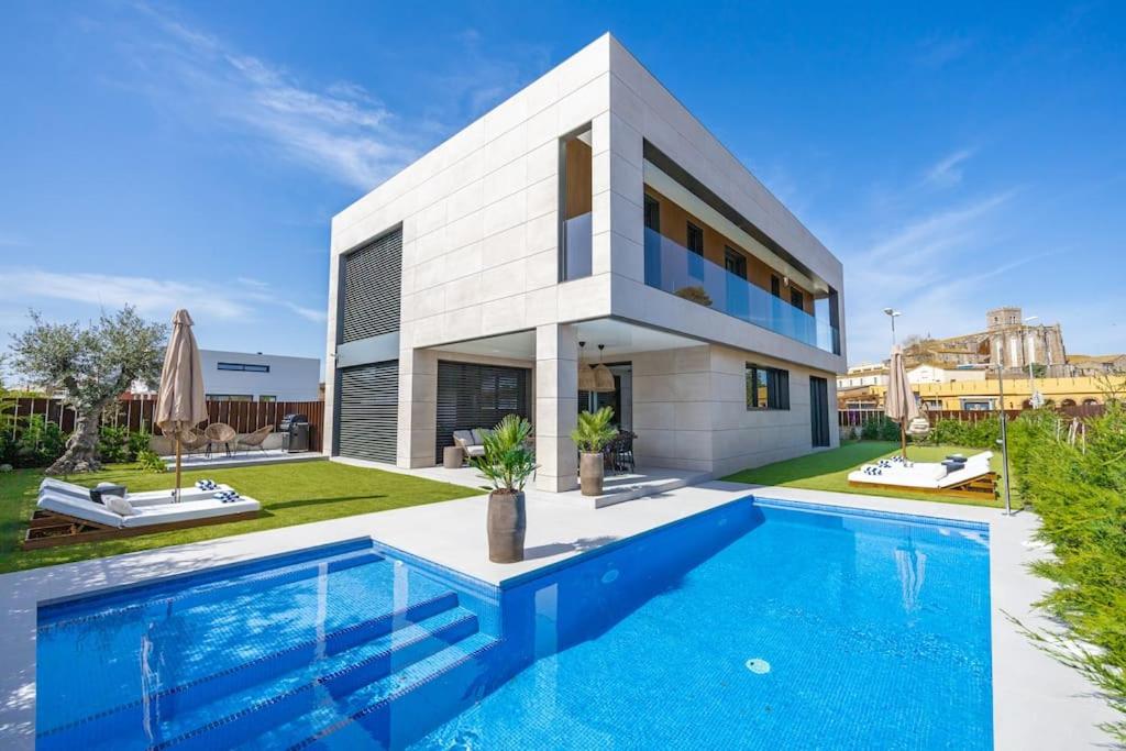 Villa de Lujo en la Costa Brava - B&B Castelló d'Empúries