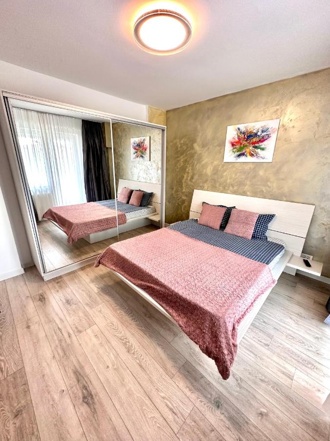 B&B Bucarest - Mega Rossa Residence - Bed and Breakfast Bucarest