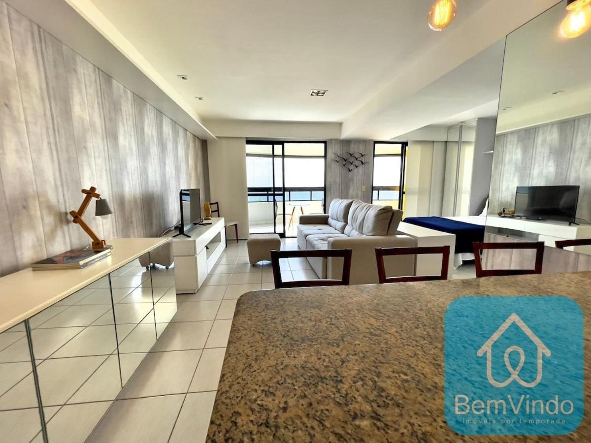 Apartamento com linda vista mar no Bahia Suites - Bed and Breakfast Salvador