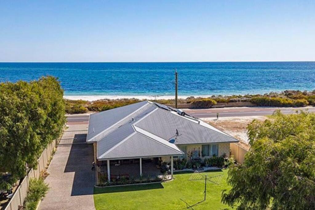 The Dunes Pet Friendly Beachfront Family Retreat Busselton - B&B Busselton