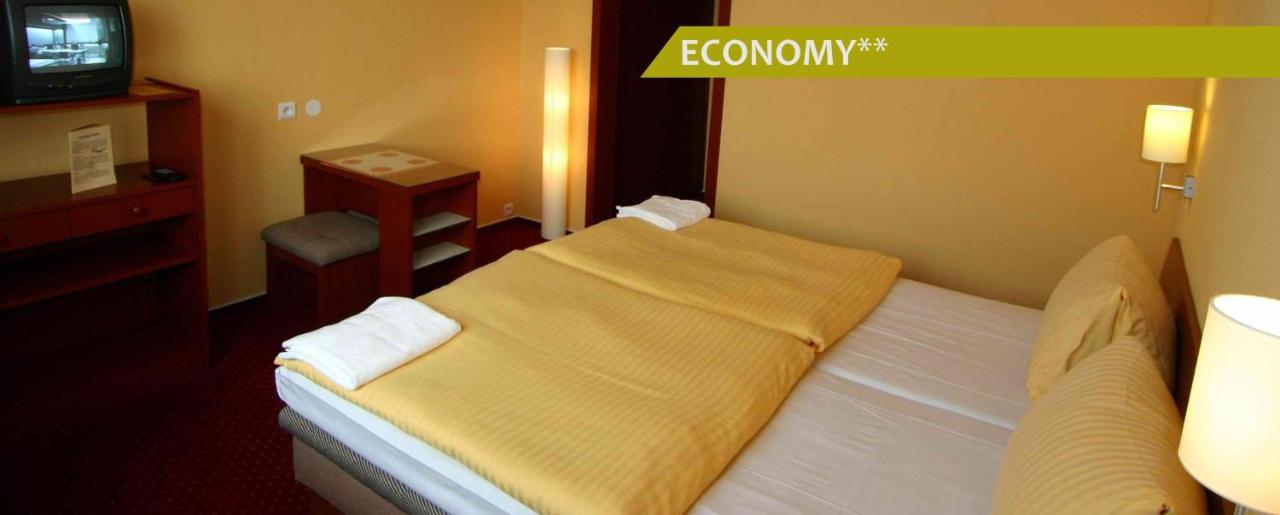 Economy Double or Twin Room