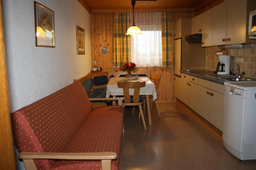 Apartment mit 3 Schlafzimmern und Dusche