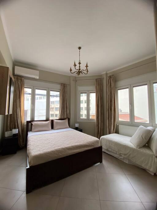 Λabirinthia - B&B Atenas