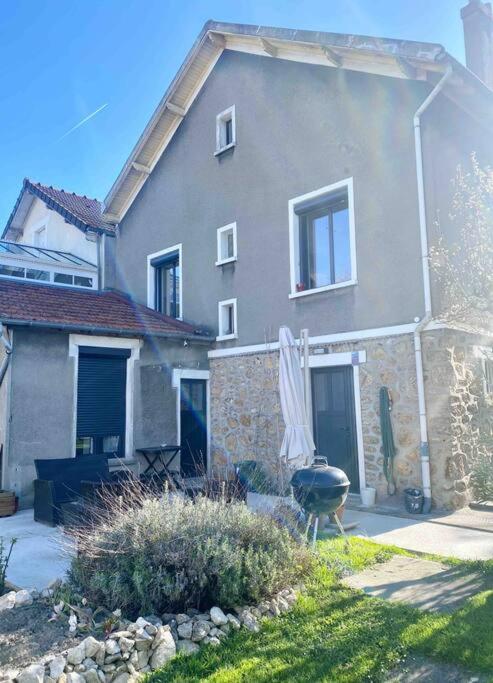 Logement T2 ICADE ADP Orly Lenôtre JMonnet JMermoz - B&B