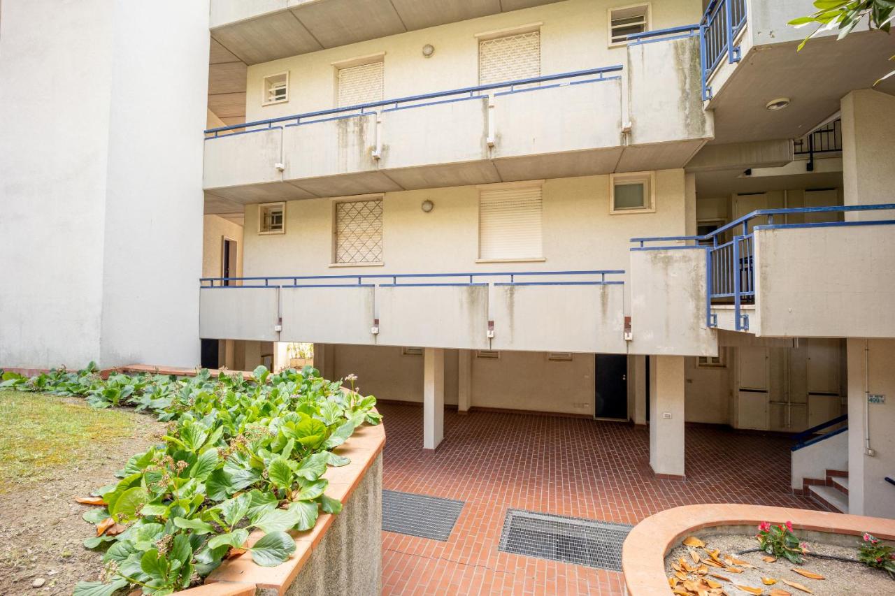 Amazing APT with Sea View - Pool & Tennis Court - Ferienwohnung