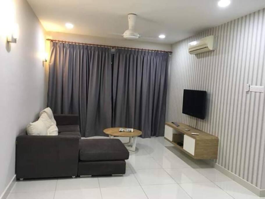 B&B Puchong Batu Dua Belas - Aurora Residence @ PUCHONG PRIMA - Bed and Breakfast Puchong Batu Dua Belas