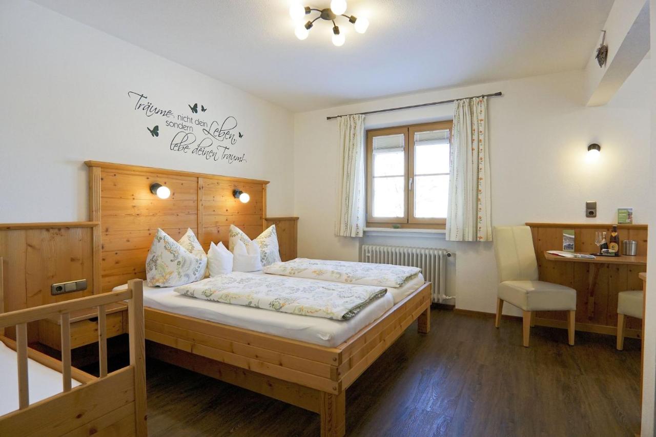 Doppelzimmer mit eigenem Bad