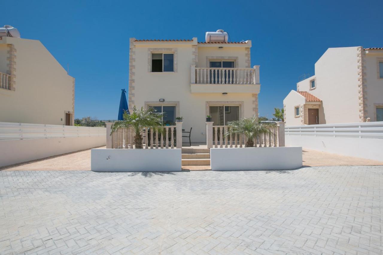 Tonia Seaview Villas - B&B