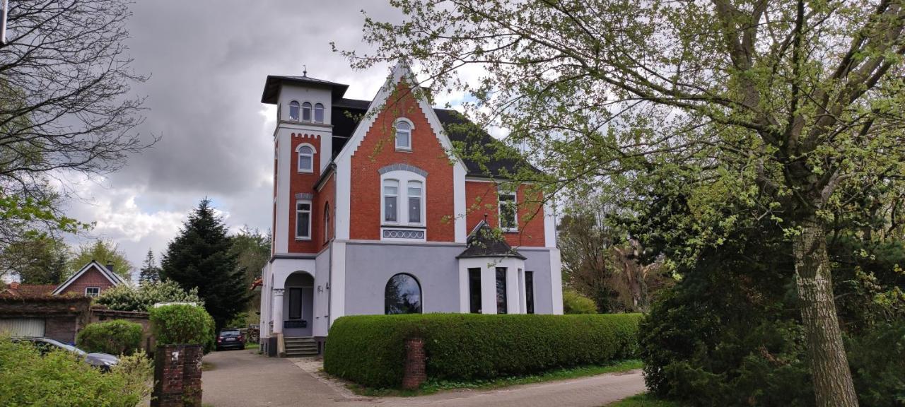 Villa Kunterbunt, Gemütlichkeit am Waldesrand - Bed and Breakfast