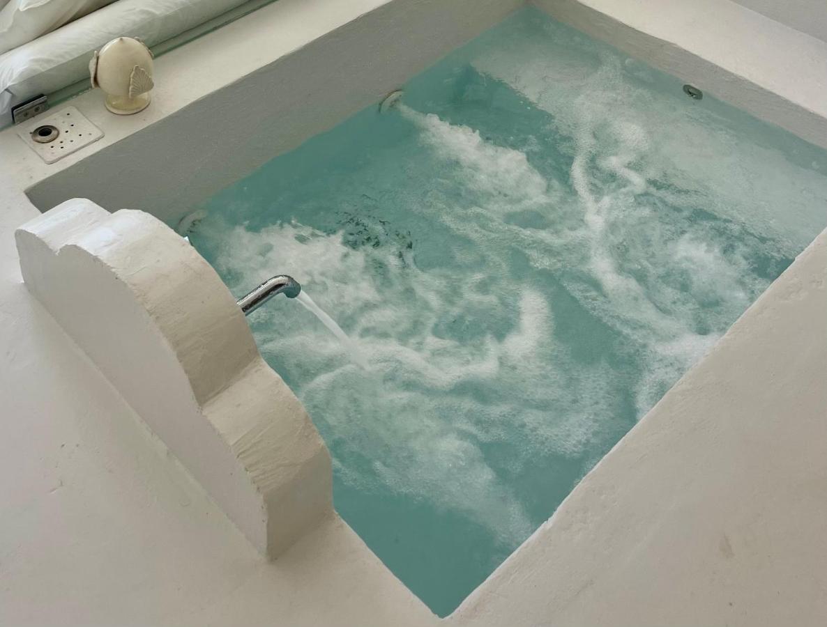 Camera Queen con Vasca Idromassaggio