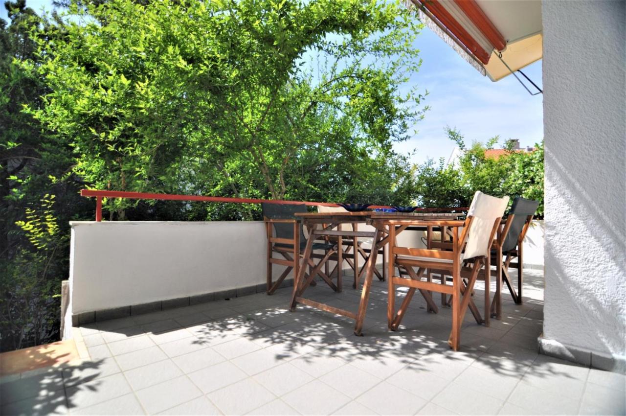 Zennova #16 Naftilos Family Summer House - B&B Síviri