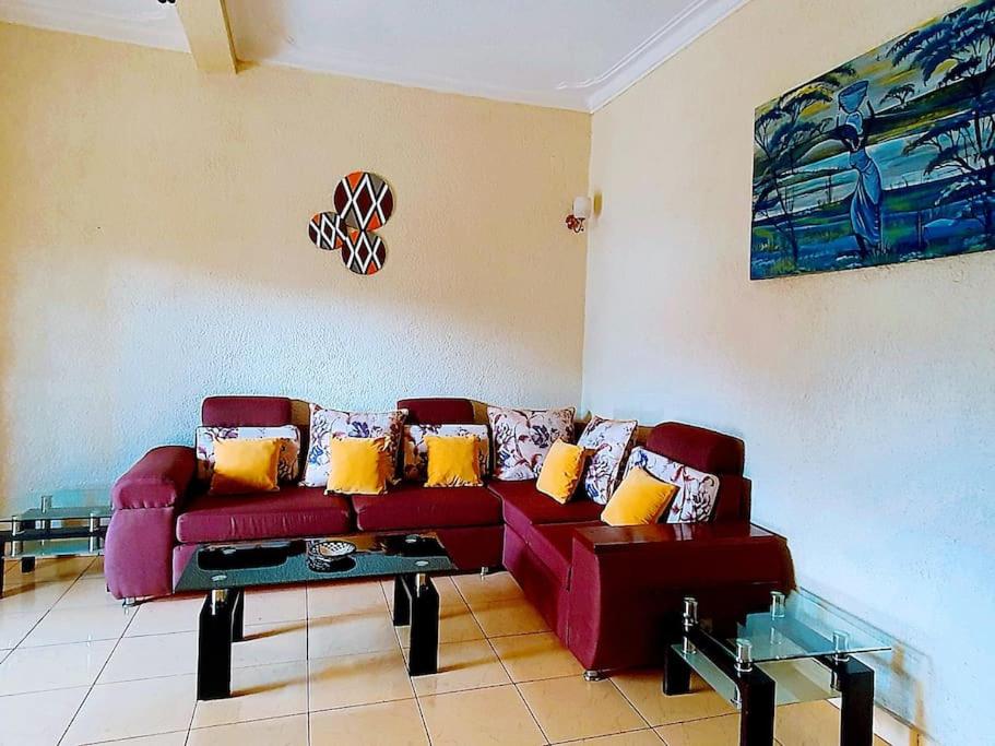 B&B Kigali - Adorable 2 BR Apt in Kimihurura - Bed and Breakfast Kigali