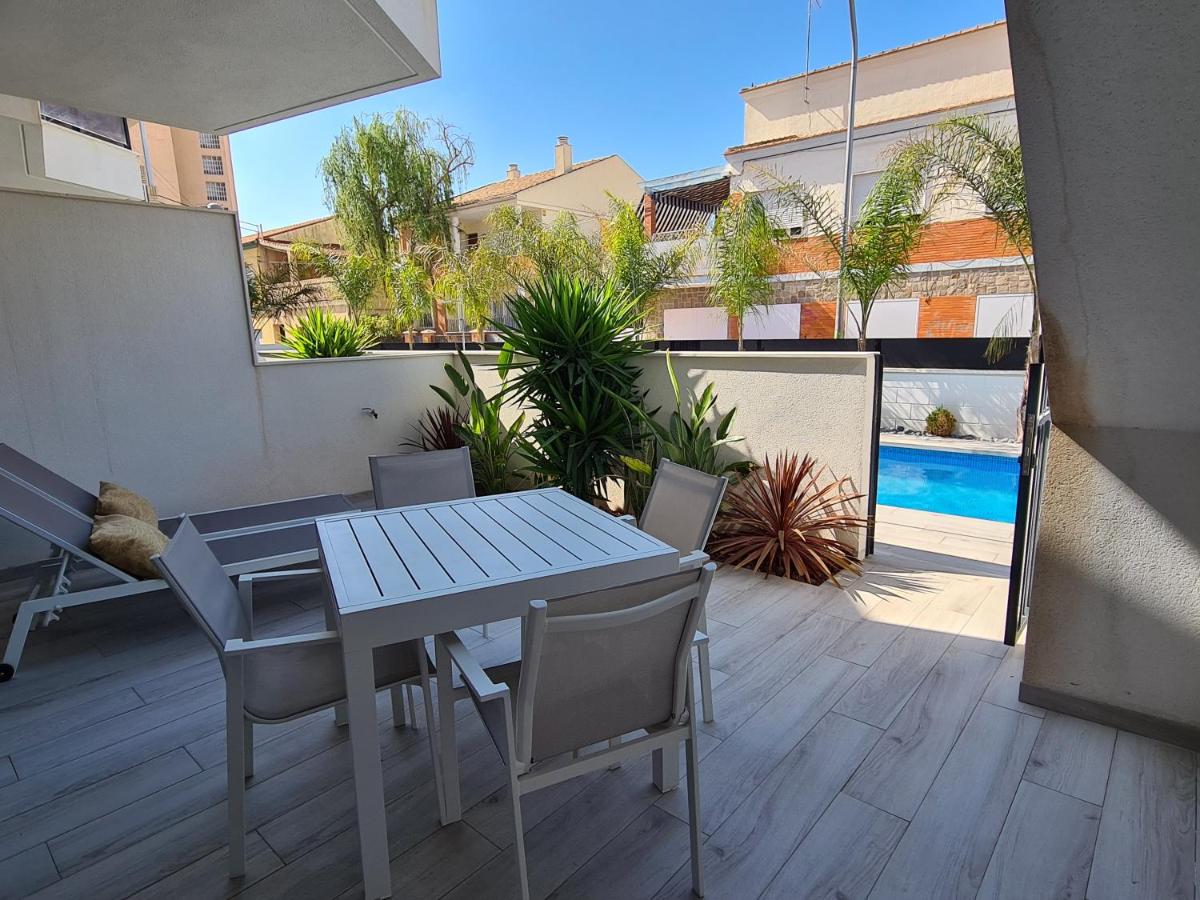 Luxe nieuwbouw appartement op 50m van de zee - B&B San Javier