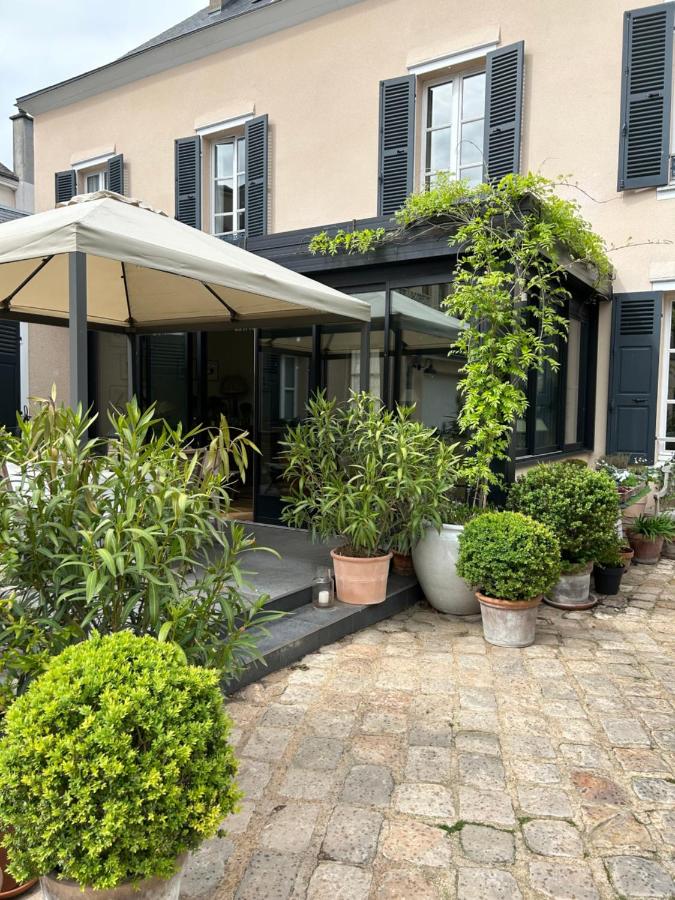 B&B Chartres - Le Jardin Cathedrale - Bed and Breakfast Chartres