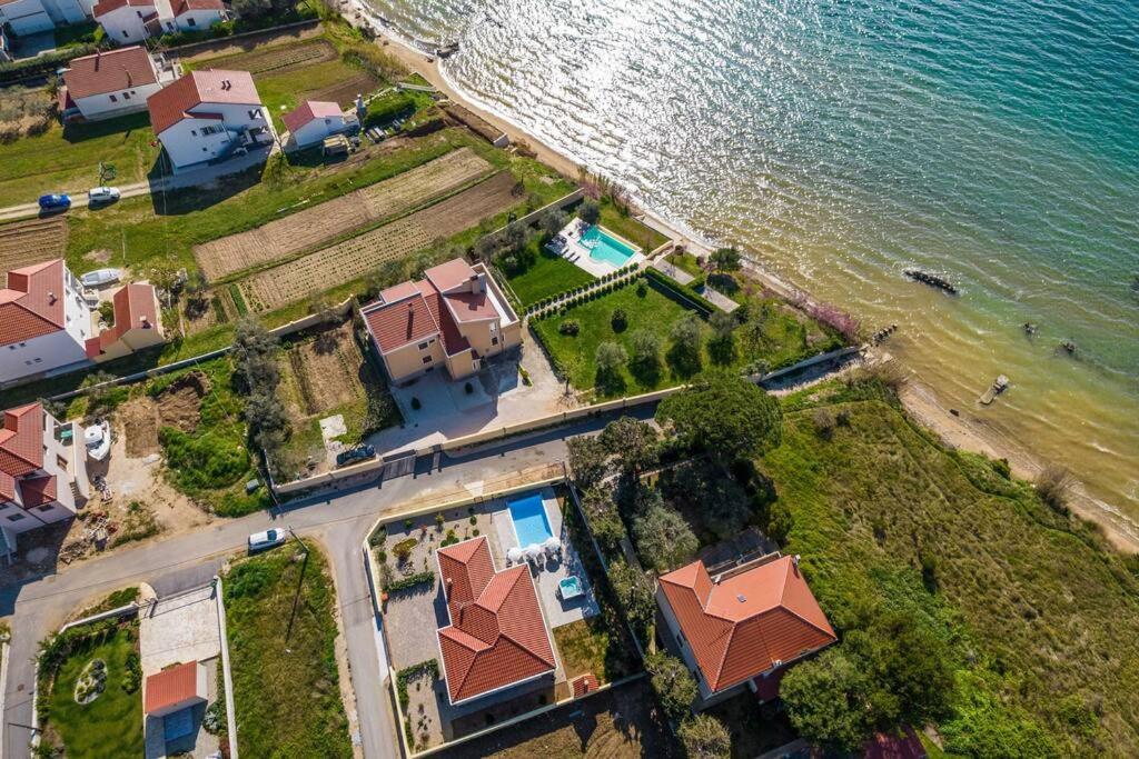 B&B Privlaka - Villa Mattina, with heated pool and jacuzzi - Bed and Breakfast Privlaka