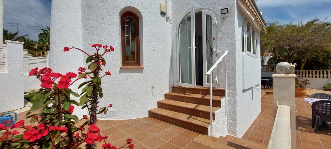 Villa totalmente independiente con piscina comunitaria - Ferienwohnung Calp