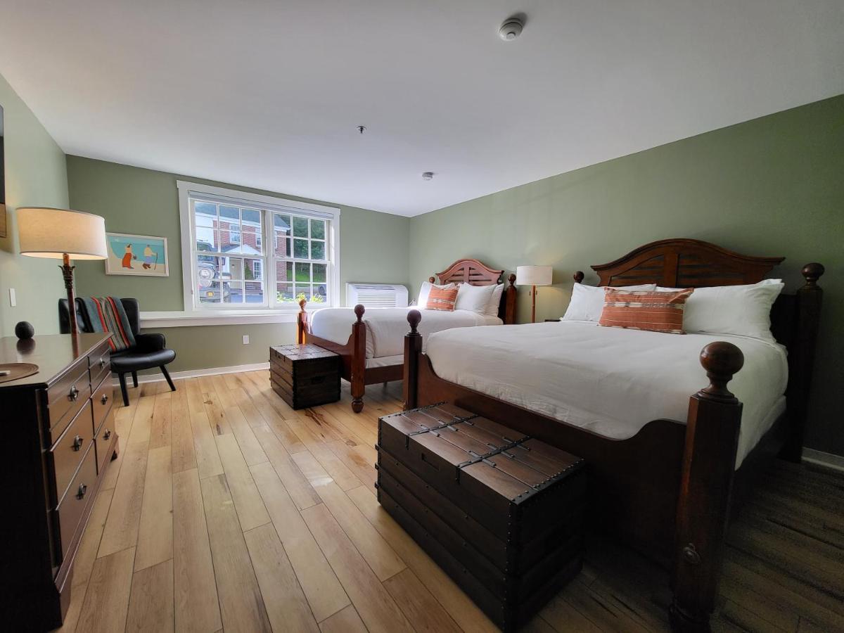 Chambre avec 2 Grands Lits Queen-Size