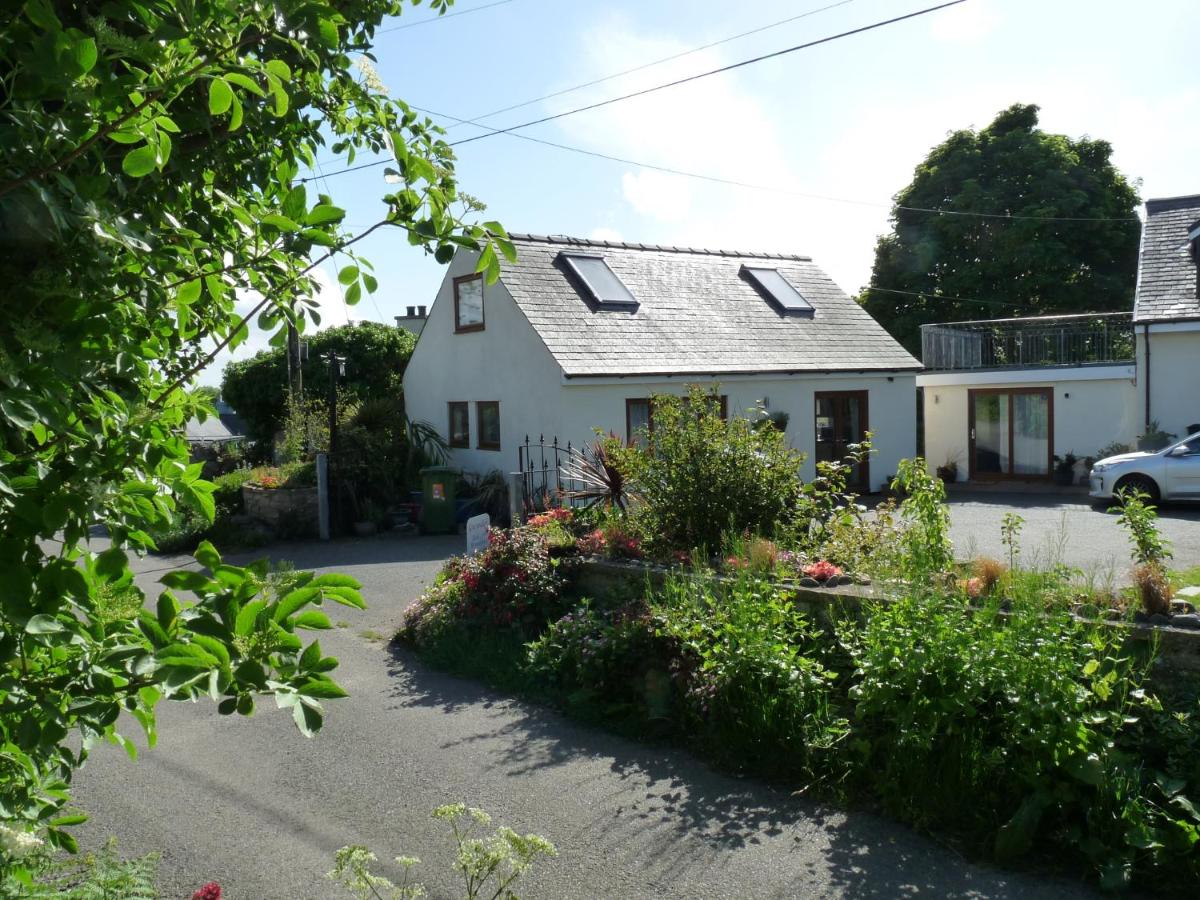 B&B Llangoed - Gwyndaf Holiday Cottage - Bed and Breakfast Llangoed