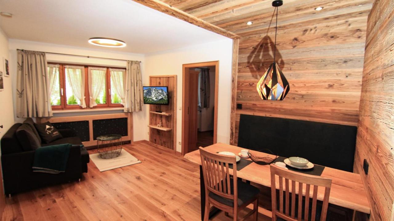 Ferienwohnungen Größwang - B&B Bischofswiesen