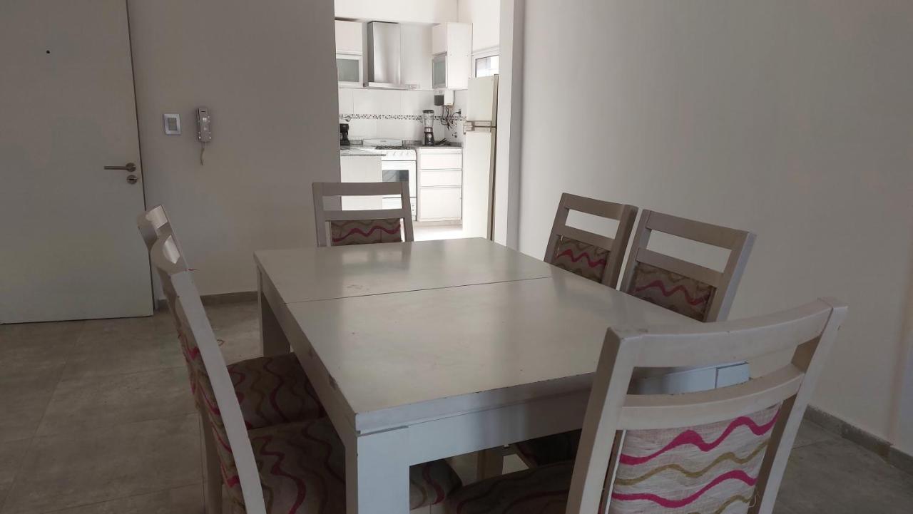 Super Departamento amplio y luminoso con cochera - B&B
