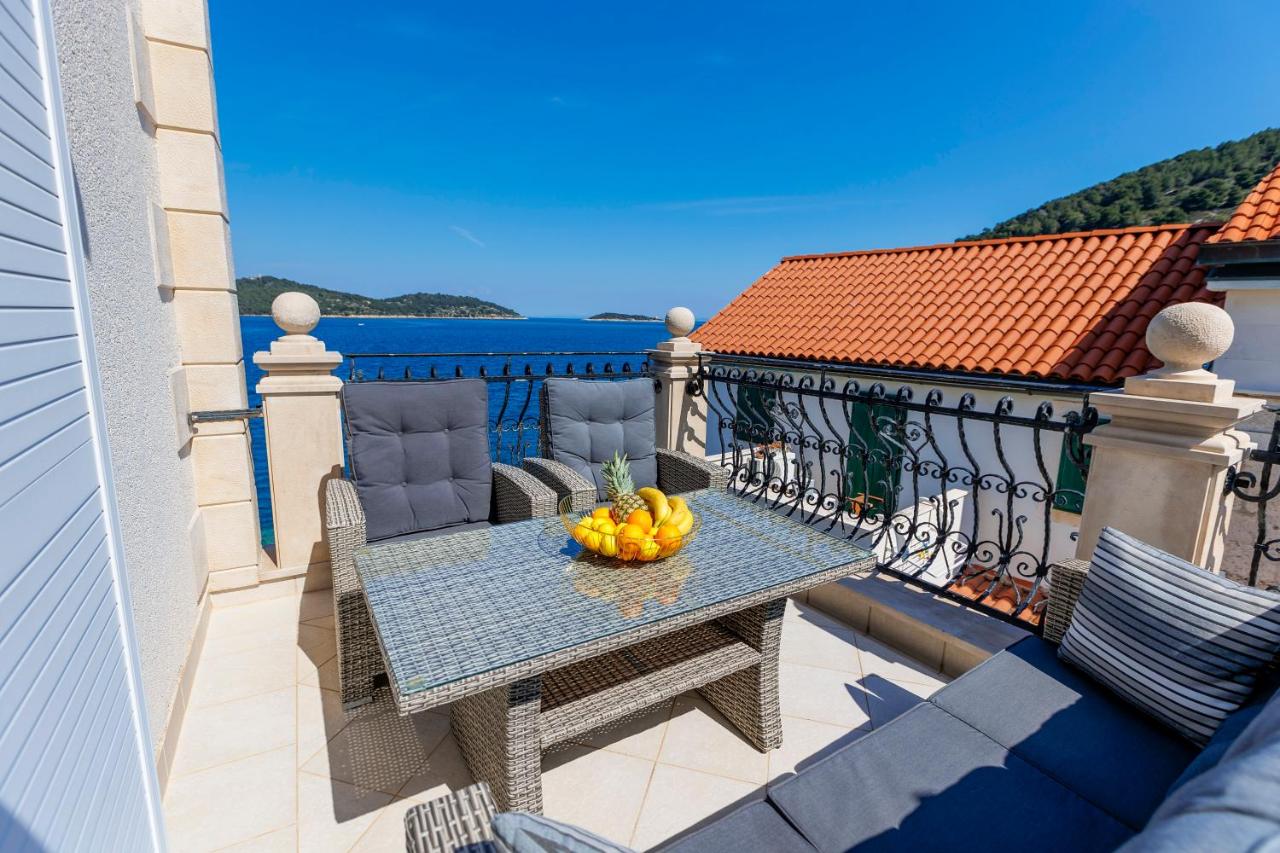 Seafront Apartment Duo - B&B