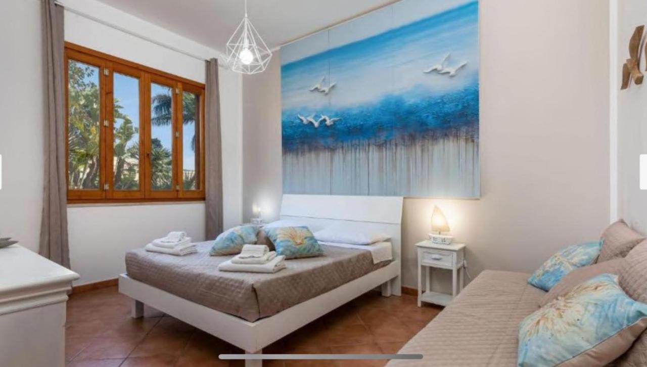 Blue Coral - B&B