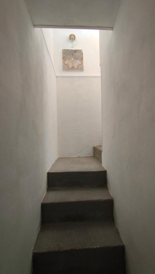 Terrace- Walk to Porta Reale and Cafes - La Casa della Pietra - Near Wine Tasting - B&B