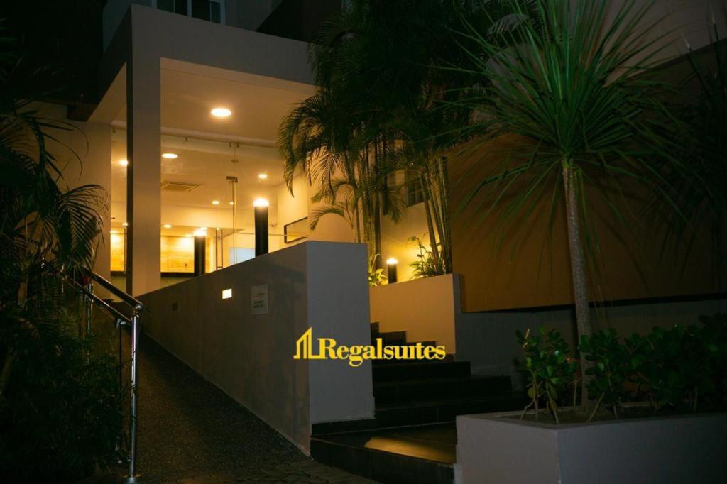 B&B Accra - Regal Suites At Clifton Place - Bed and Breakfast Accra