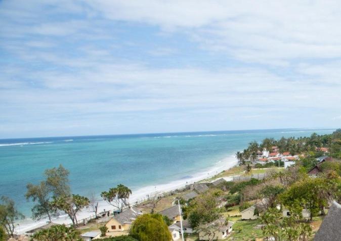 Nyali-Seaview Home-Stay