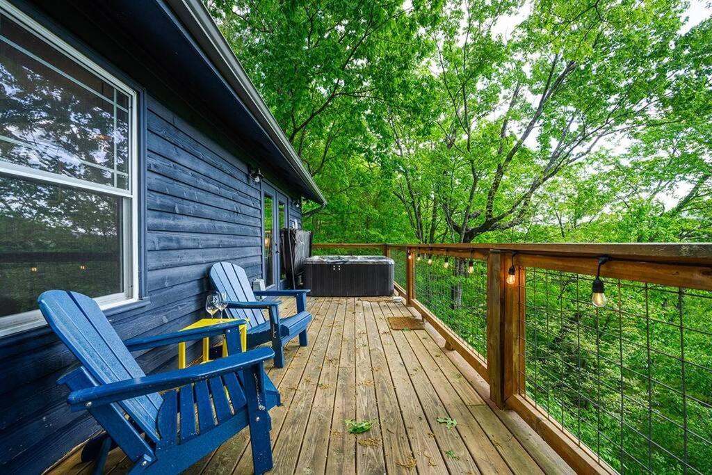 Chic private cabin w/ epic views & amenities! - B&B Cove Creek Cascades