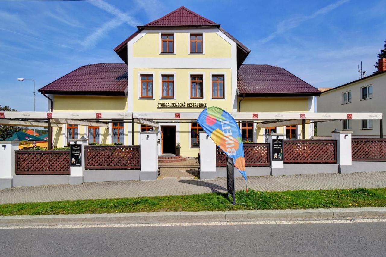 B&B Starý Plzenec - Penzion pod Radyni - Bed and Breakfast Starý Plzenec