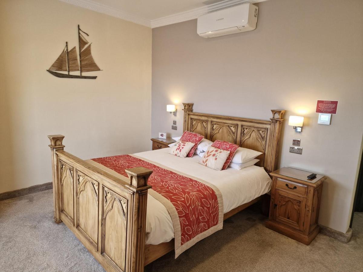 B&B Redcar - Claxton Hotel - Bed and Breakfast Redcar