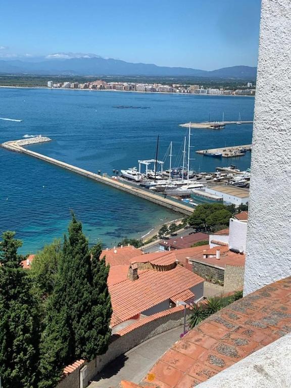 NOUVEAU Villa vue incroyable à 6 minutes à pied de la plage - Ferienwohnung Roses