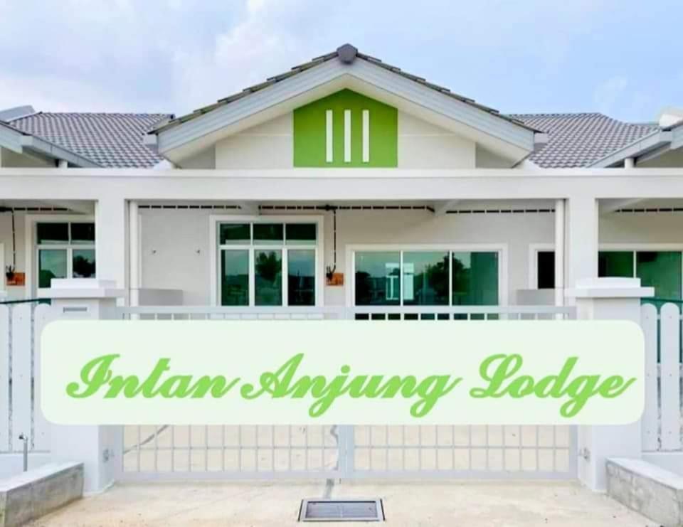 B&B Malakka - Homestay Intan Anjung Lodge - Bed and Breakfast Malakka