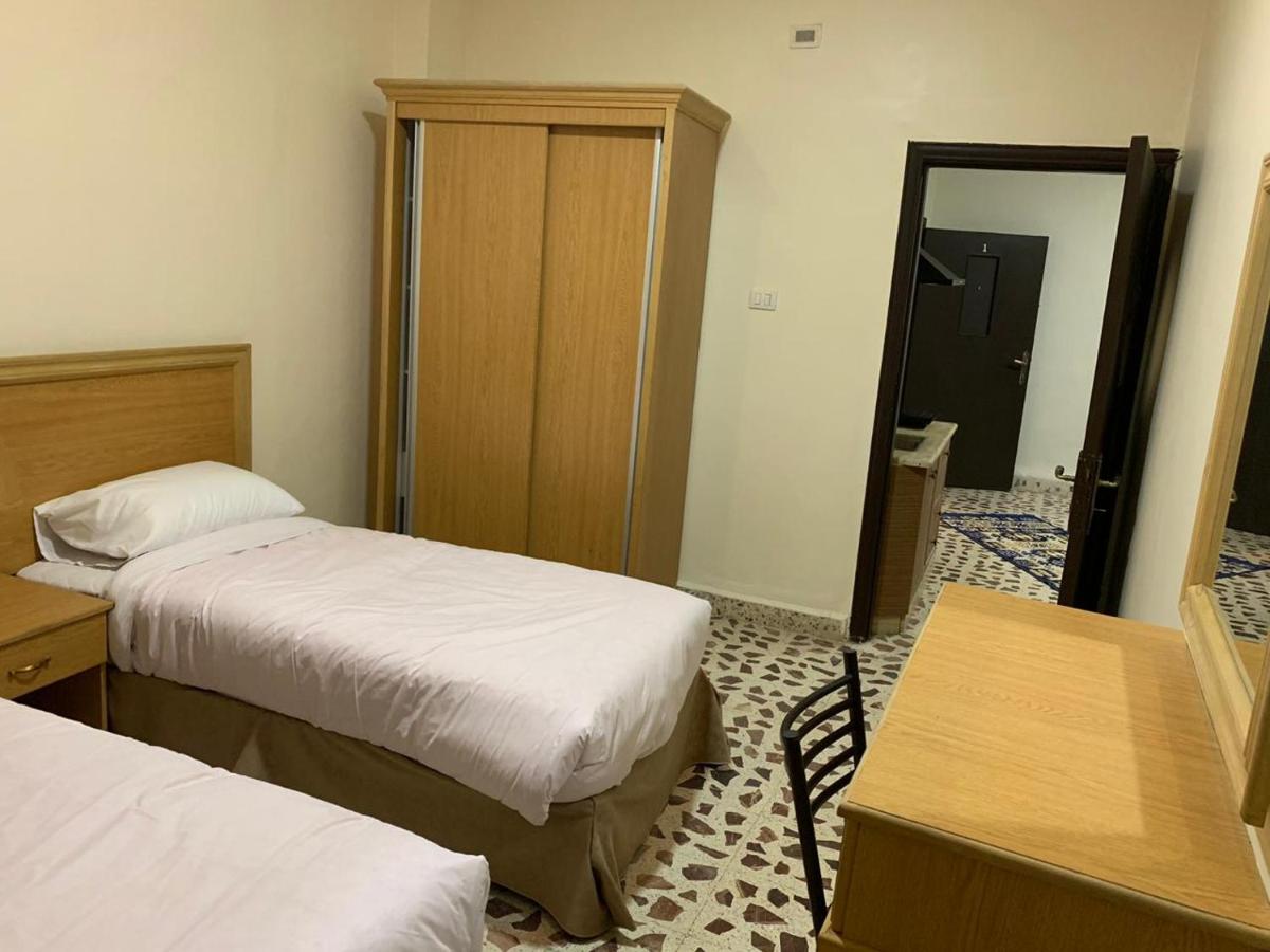 Appartamento con 2 Camere da Letto e Balcone
