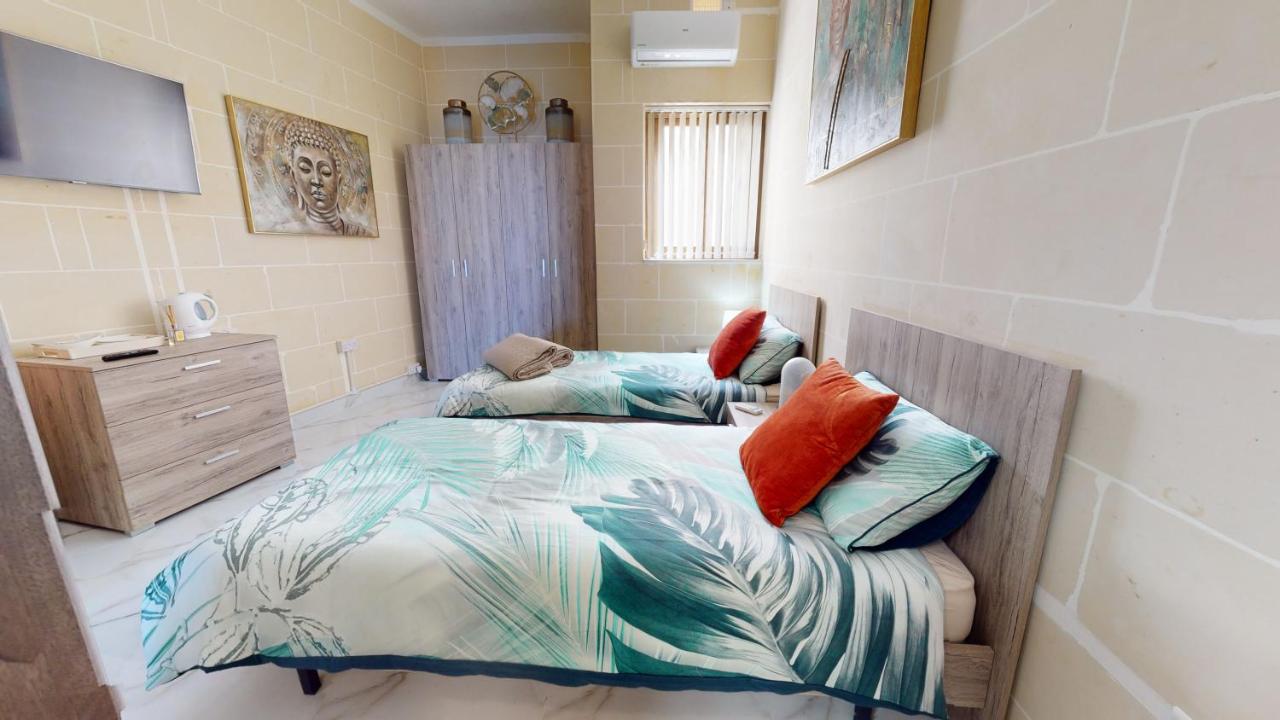 Chambre Lits Jumeaux avec Salle de Bains Privative