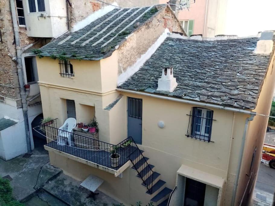 B&B Bastia - Maison atypique corse - Bed and Breakfast Bastia