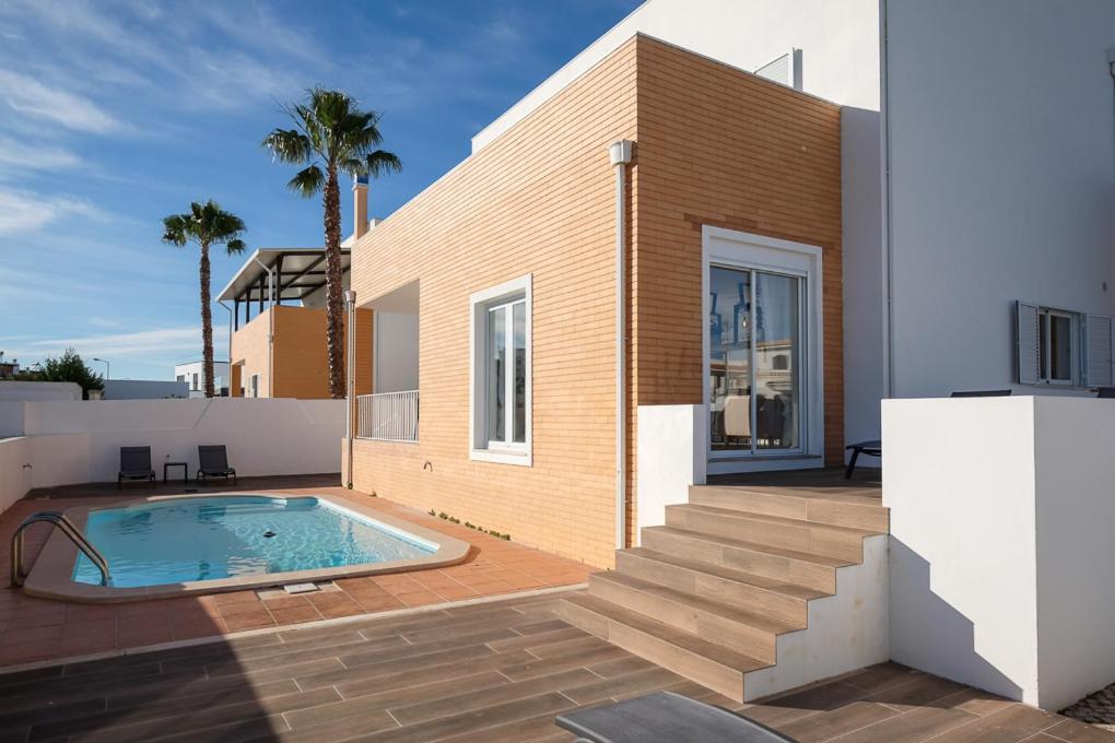 B&B Fuzeta - Casa Chlodette - luxury villa, 5 bedroom, private pool - Bed and Breakfast Fuzeta