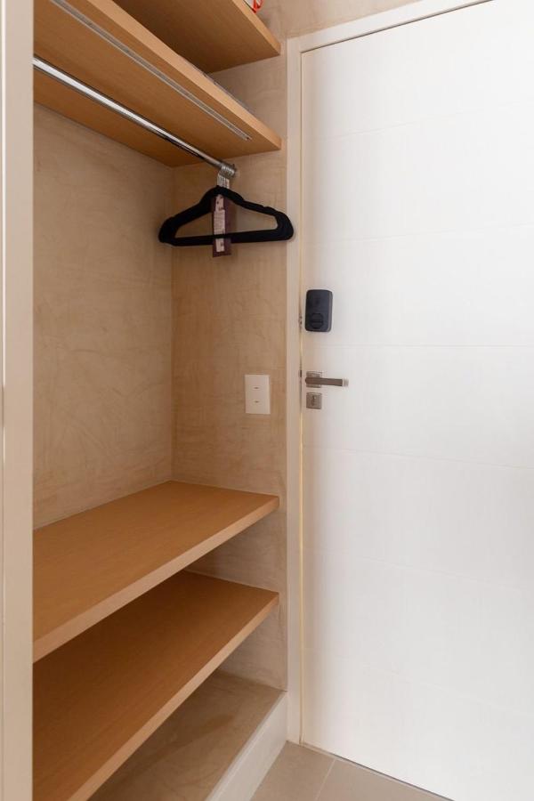 CurtaIpanema: Studio praiano, novo, super equipado - B&B