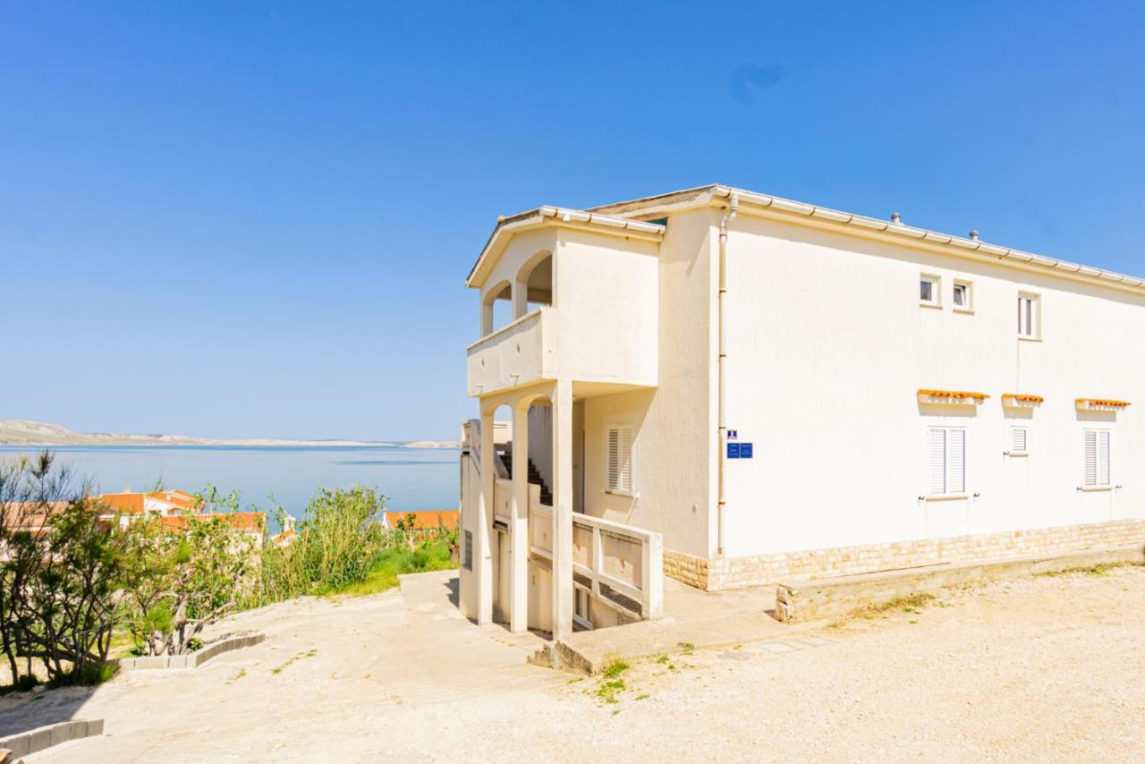 Mladen 2 with seaview - B&B