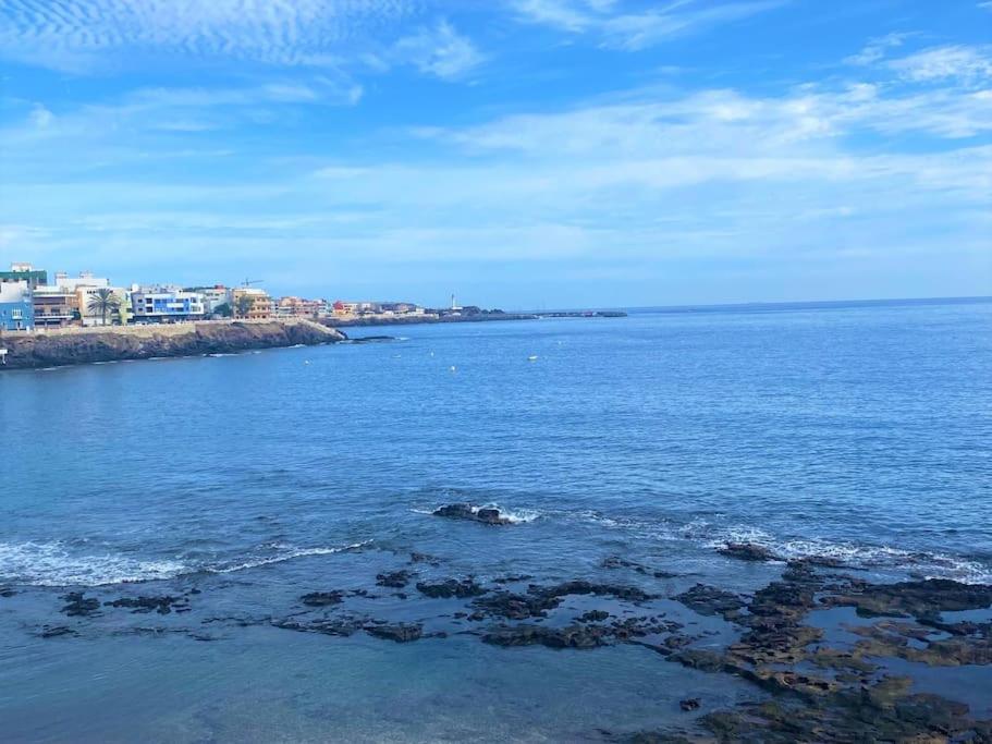 Salinetas, frente al mar y playa - B&B Telde