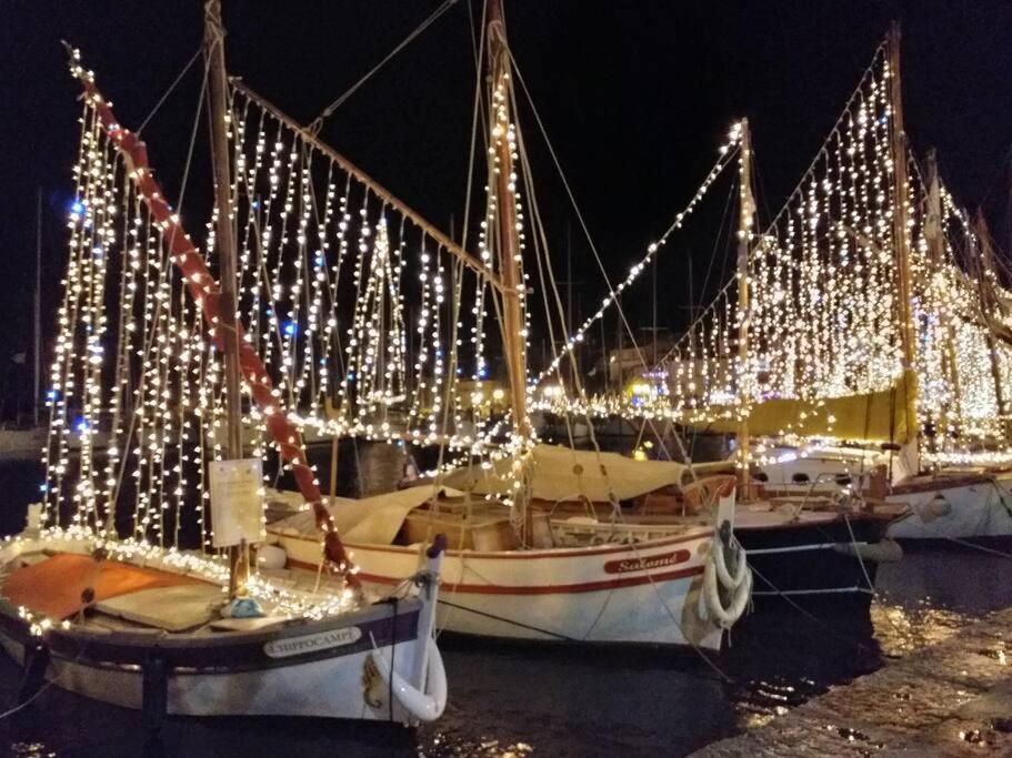 Charmant studio climatisé proche de la mer - Bed and Breakfast Sanary-sur-Mer