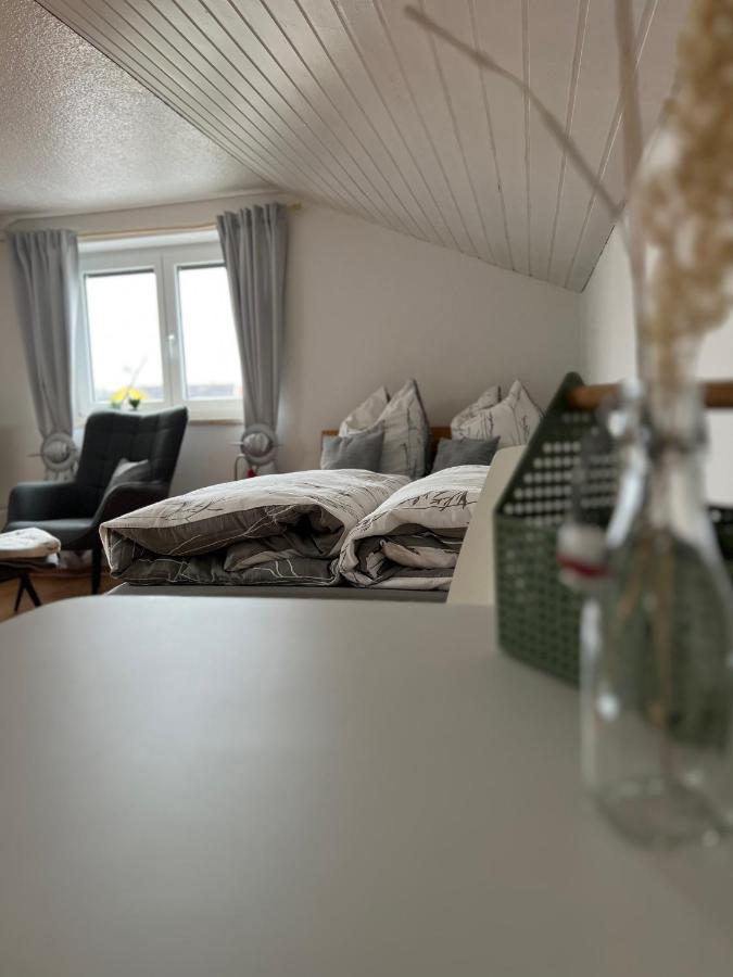 B&B Weiherhammer - Dachgeschosswohnung in Weiherhammer - Bed and Breakfast Weiherhammer