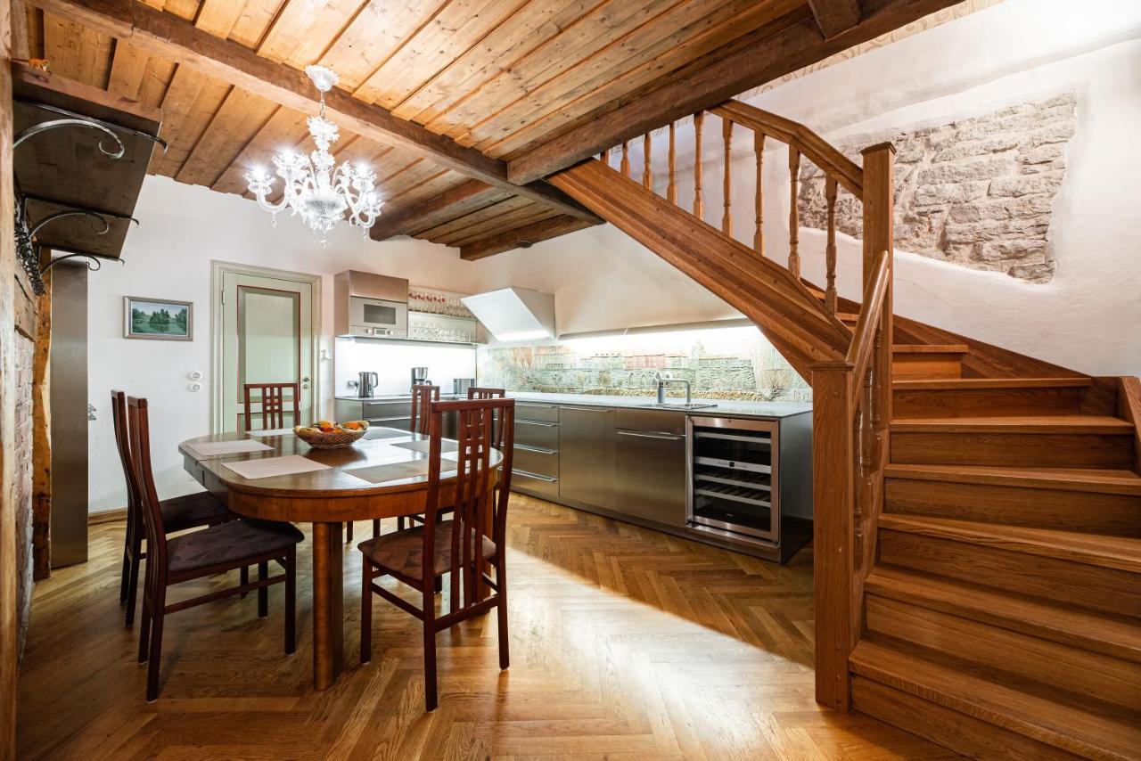 B&B Tallinn - AirHome - Tree Spirit - Bed and Breakfast Tallinn